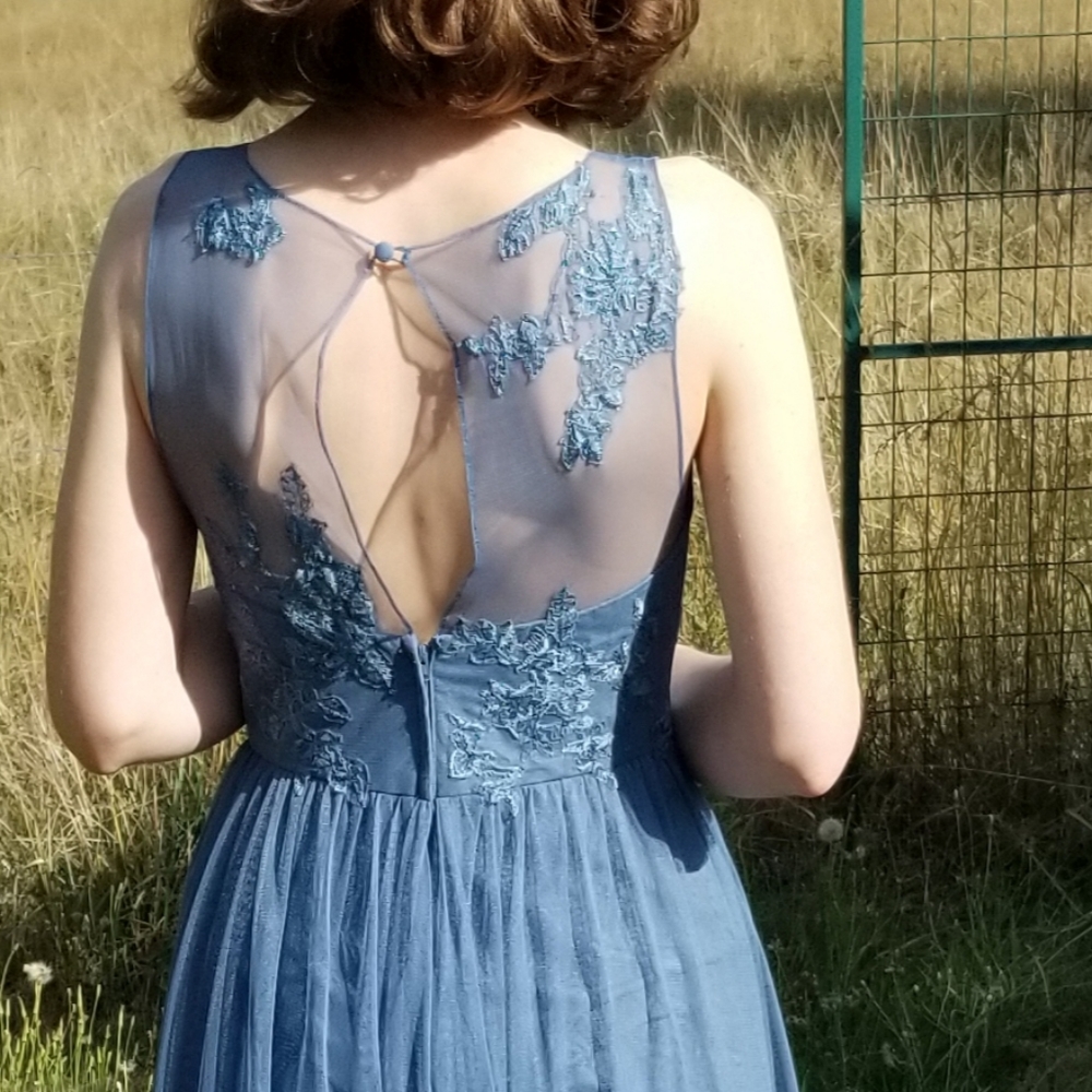 David's Bridal dress - Picture 2 of 16